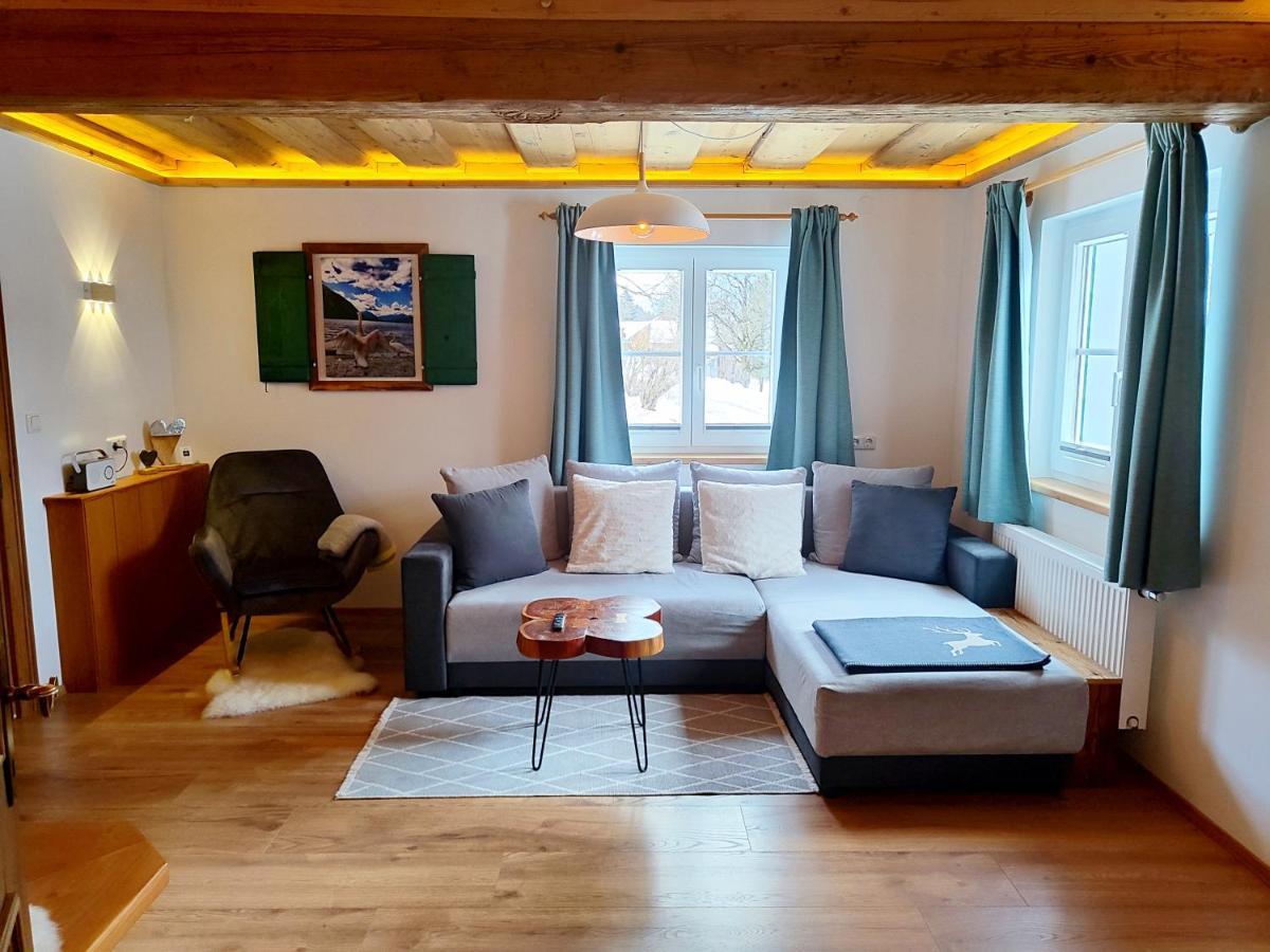 Ferienwohnung Grundlsee, Willkommen In Mami'S Ferienwohnung 外观 照片